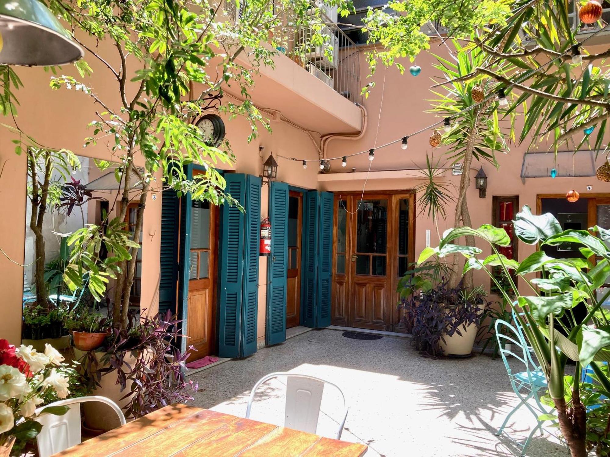 Lina'S Tango Guesthouse Buenos Aires Exterior photo